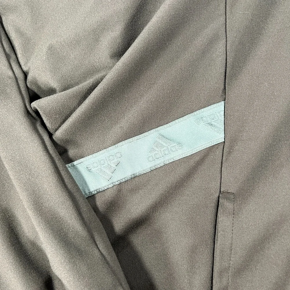 Adidas‎ Jacket Womens Large Green Long Sleeve Full Zip Mock Neck Active Outdoor